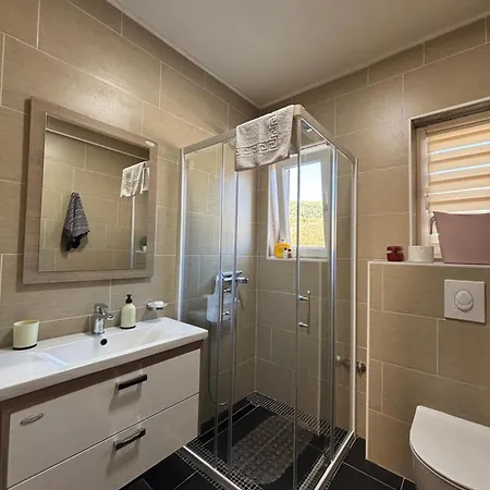 Sobe I R Gæstehus 3*